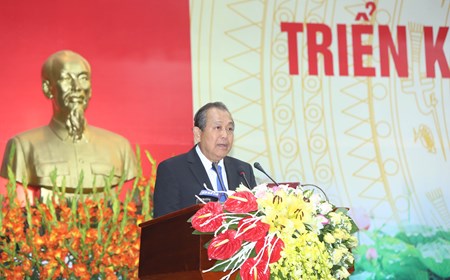 Có nên tiếp tục thi nâng ngạch công chức?